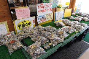 カキ小屋発祥の地、佐賀県太良町「たらカキ焼街道」にやってきました。