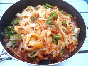 道の駅ライダーライター・平賀由希子 道の駅で買った食材で作るキャンプ飯！